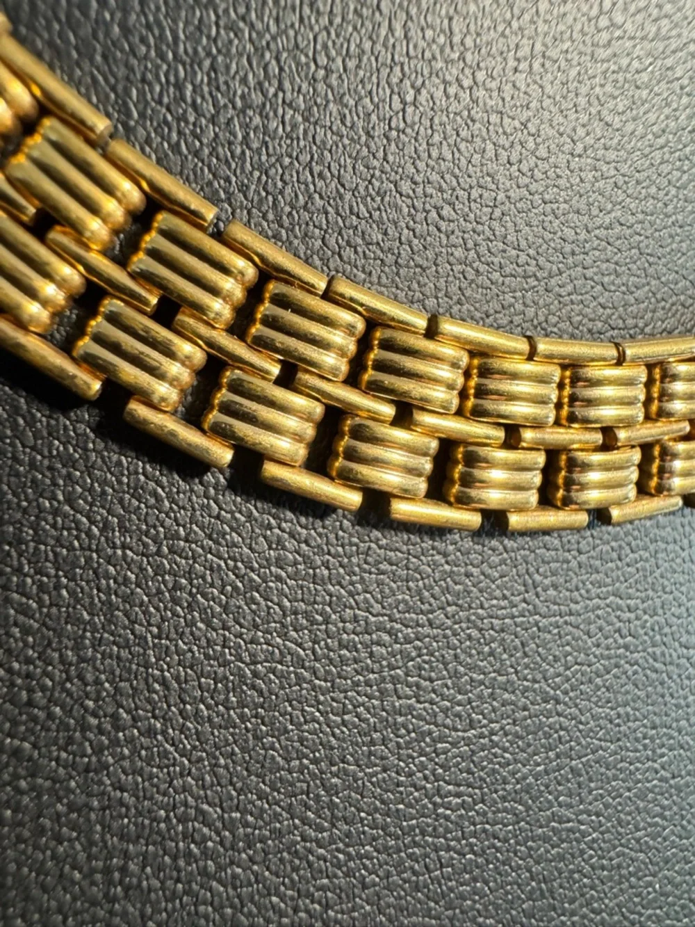 Vintage Coro Classic Gold-Tone Woven Chain Collar Necklace - Women's Jewelry - Picture 2 of 10